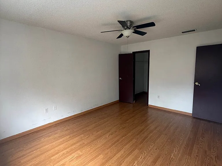 1043 Spring Meadow Dr #1043 — Photo 7