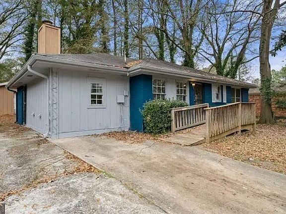 2nd image of 1089 Indale Pl SW