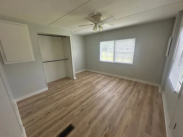 2430 Catherine Lake Rd #3 — Photo 18