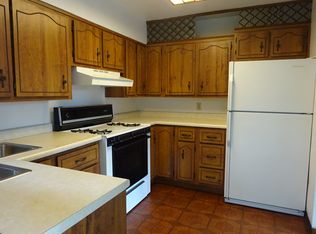 1152 Pennsylvania Ave, White Oak, PA 15131