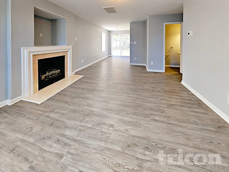 3014 Great Falls Dr — Photo 4
