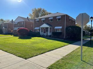 484 E 222nd St, Euclid, OH 44123