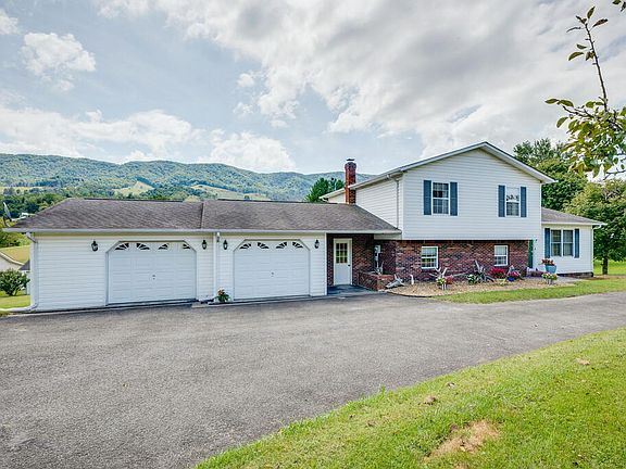 5th image of 3863 Mountain Rd