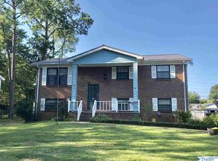 708 Ashley Dr SW, Decatur, AL 35601