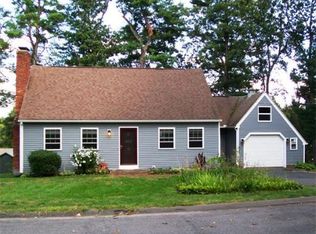127 Thompkins Ave, East Longmeadow, MA 01028