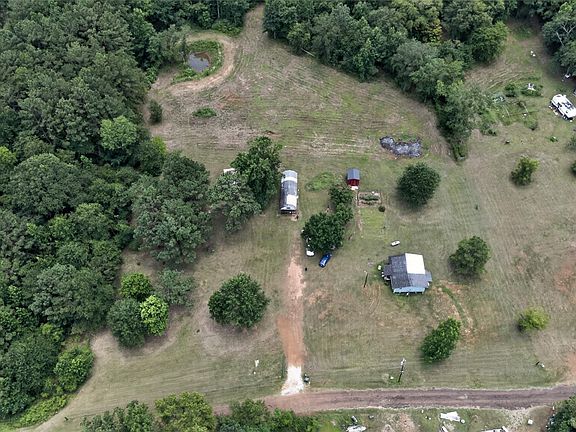4th image of 831 County Road 1207