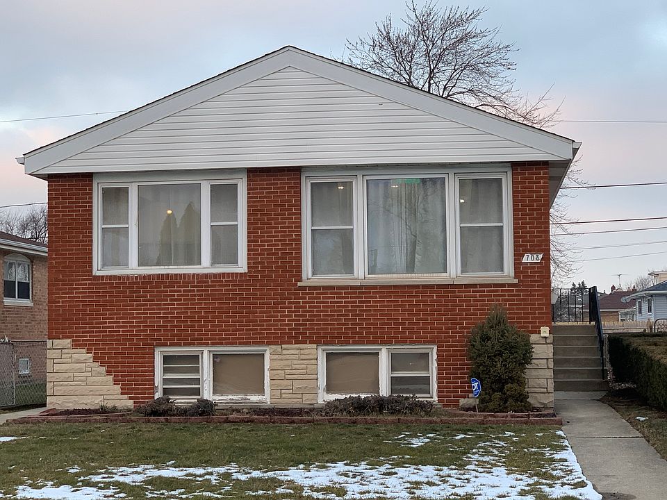 1st image of 708 Memorial Dr