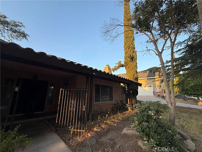 4333 Hillside Dr — Photo 4