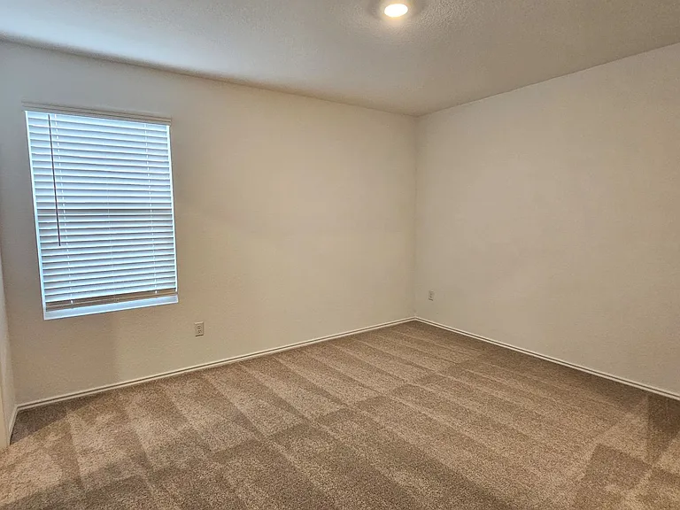 414 Bass Dr — Photo 19