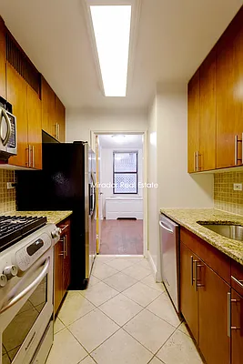 Rented by Mirador Real Estate | media 60