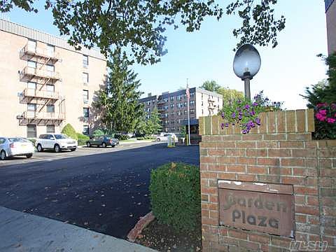 1st image of 4 Birchwood Ct APT 2M