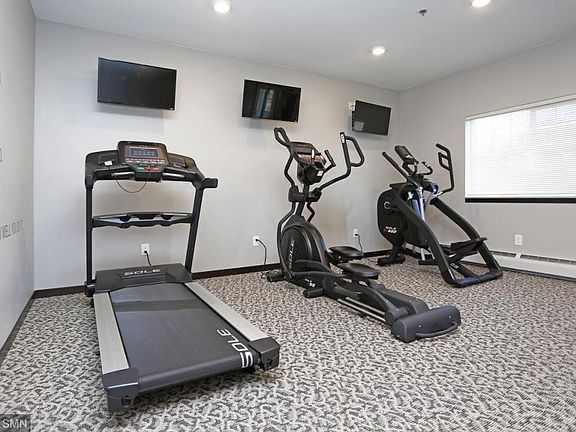 5th image of 3200 Old Stone Way NE APT 221
