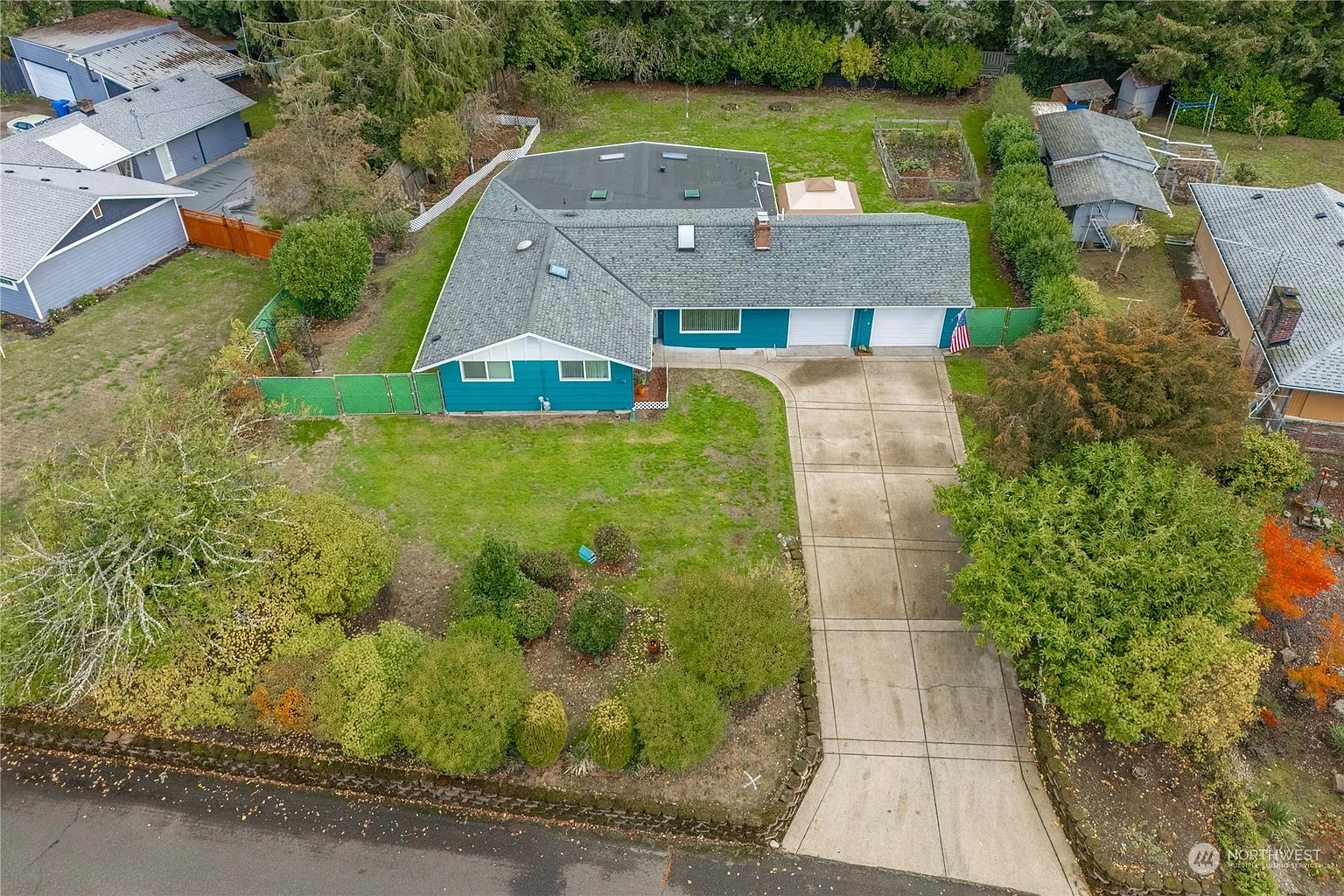 11613 Tomahawk Road SW photo 1