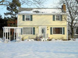 15 Apollo Dr, Rochester, NY 14626