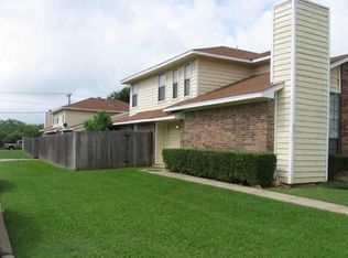 4364 Hulen Cir E, Fort Worth, TX 76133