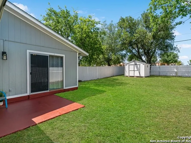 6739 Hickory Springs Dr — Photo 9