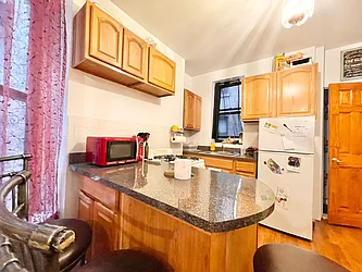 Rented by Century 21 Premier 