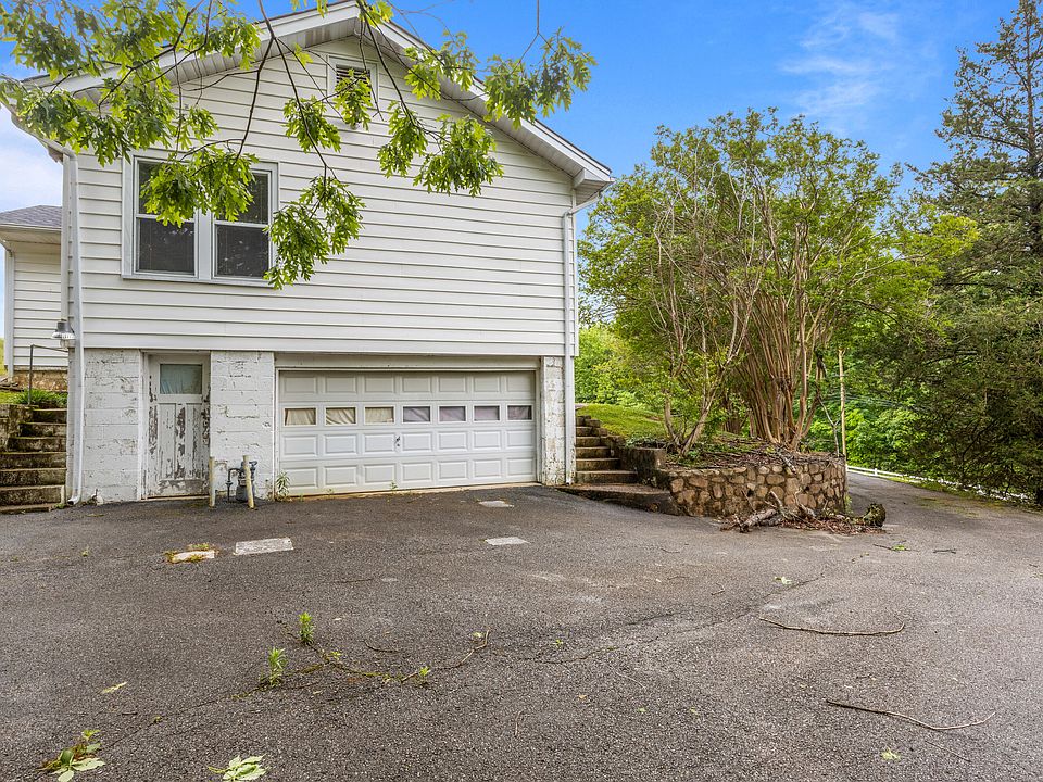 91st image of 209 Browntown Rd