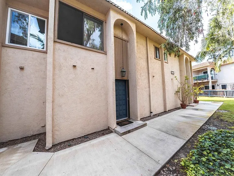 2374 Caringa Way — Photo 41