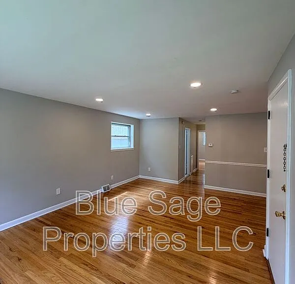4424 Bloomfield Ave #A — Photo 5
