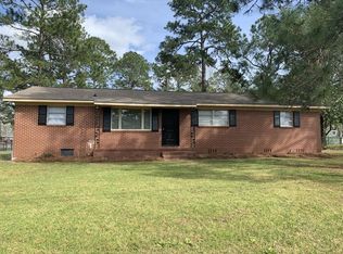 2021 Davis Ave, Tifton, GA 31794
