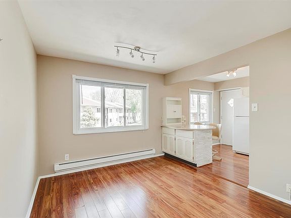 5th image of 10090 Sakura Dr APT 29