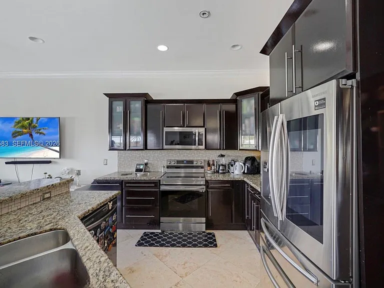 1400 Meadows Blvd — Photo 12