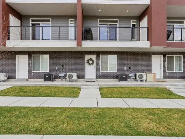 434 E Depot St, Clearfield, UT 84015