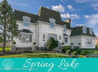 1 Monmouth Shire Ln, Spring Lake, NJ 07762