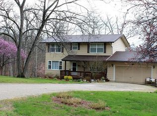 22084 Lakewood Dr, Wright City, MO 63390