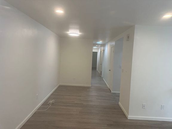2nd image of 2209 Leland Ct #2209