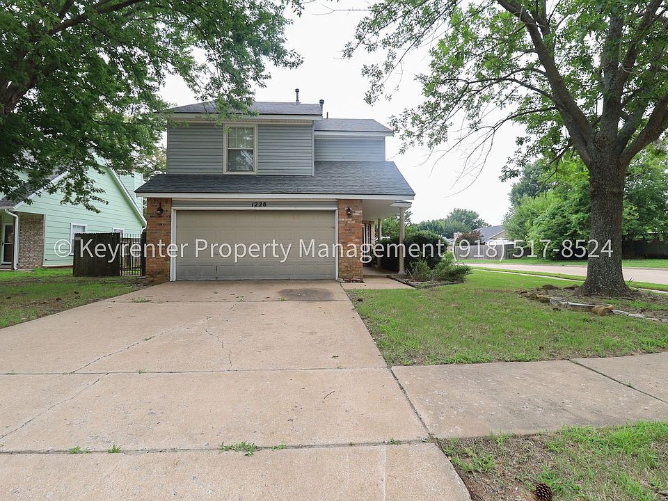 1st image of 1228 W 112th Dr S
