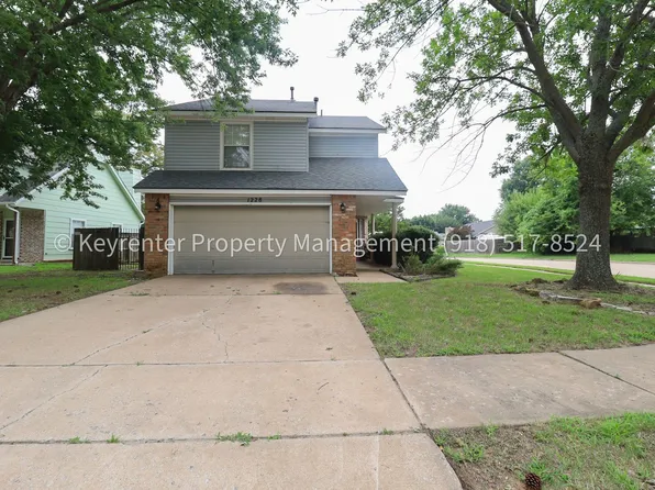 1228 W 112th Dr S, Jenks, OK 74037