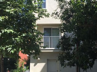 213 Royal Gln UNIT 302, Escondido, CA 92025