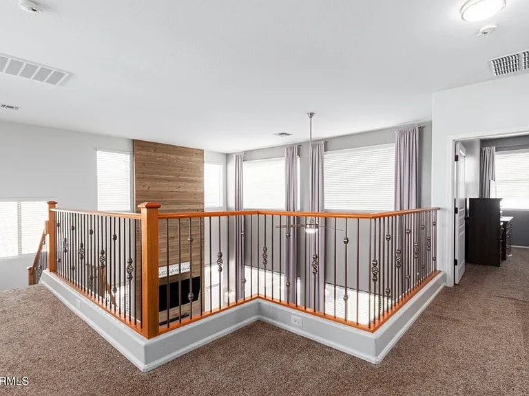25719 W Victory St — Photo 15