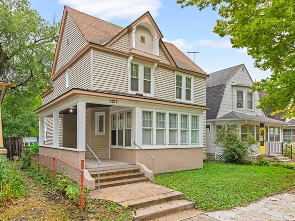3217 Elliot Ave, Minneapolis, MN 55407