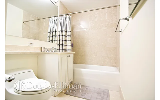 Rented by Douglas Elliman | media 28