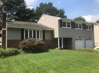 505 Gallows Hill Rd, Cranford, NJ 07016