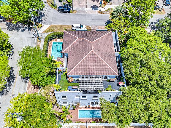 4th image of 488 SW 5th Avenue #488