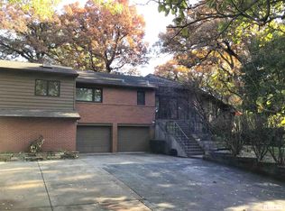 2131 9th Ave, Moline, IL 61265