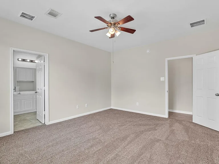 2002 Monarch Hollow Ln — Photo 24