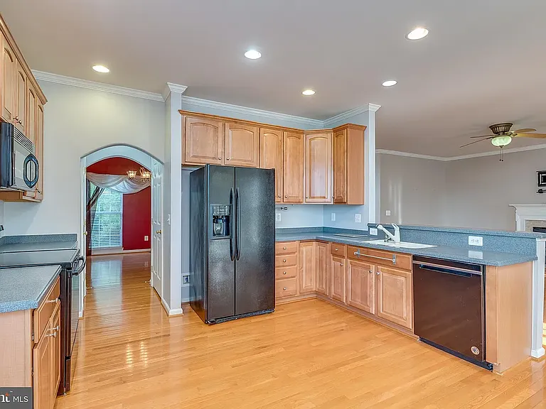 1353 N Fairfax Blvd — Photo 16