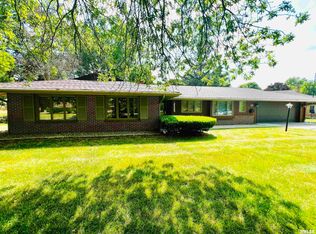 610 Lincoln Dr, Macomb, IL 61455