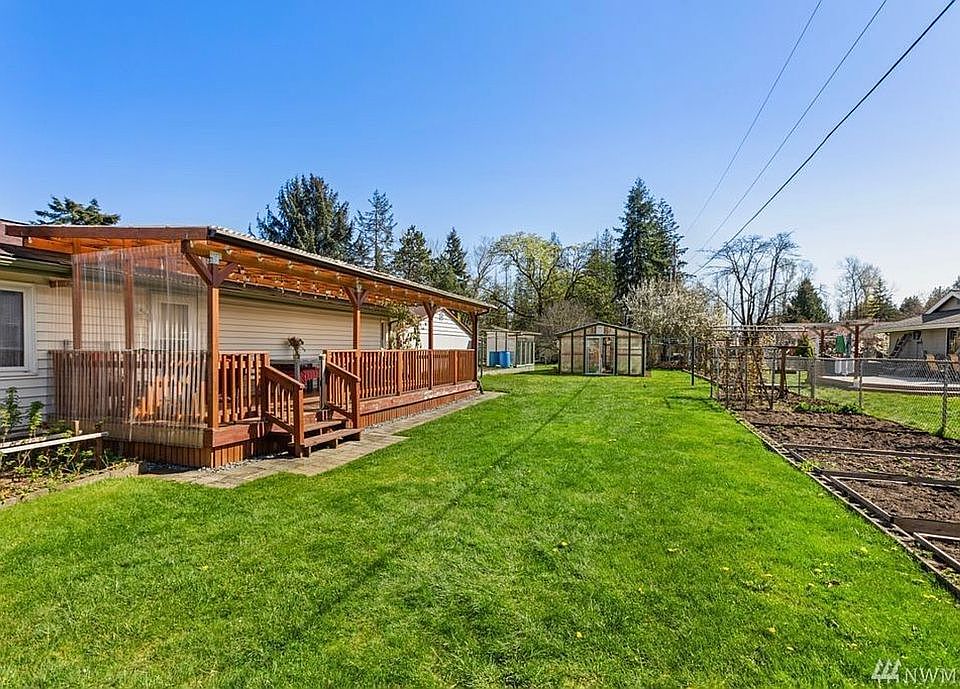 1st image of 810 109th Avenue Ct E