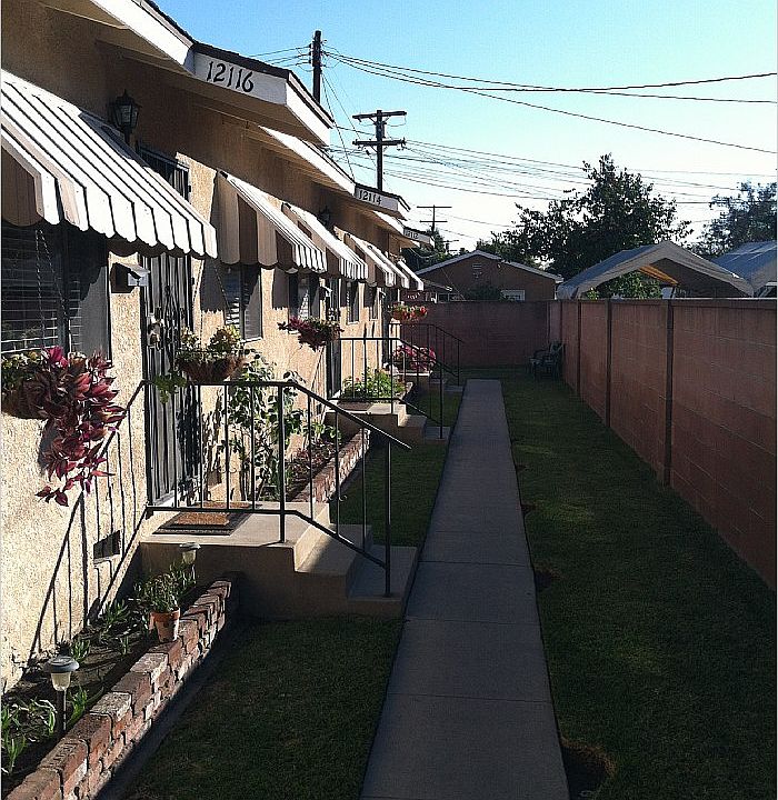 1st image of 12112 Rosecrans Ave