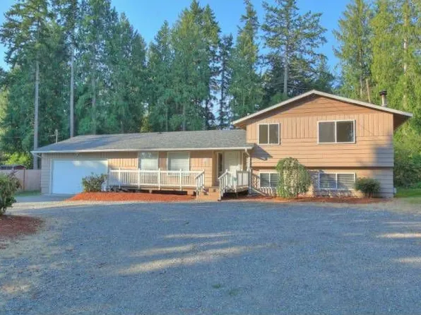 4010 Lakeridge Dr E, Lake Tapps, WA 98391