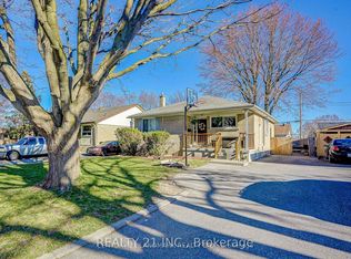 13 Billingsgate Cres, Ajax, ON L1S 2R7
