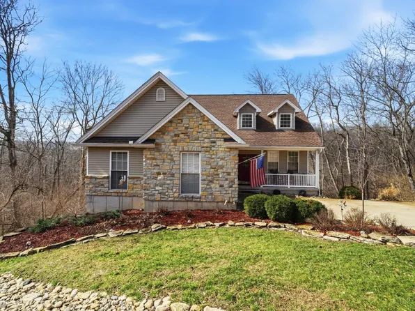 19949 Overlook Cir, Lawrenceburg, IN 47025