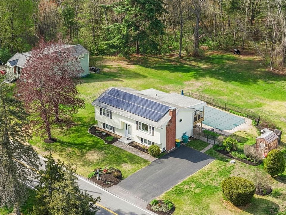 1st image of 13 Groton Shirley Rd