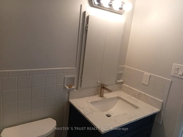 190 Borland St E #4 — Photo 18